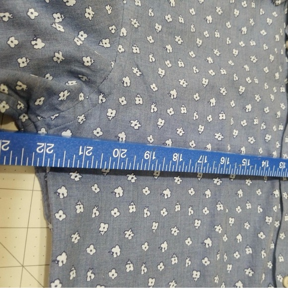 šUNTUCKit Menās Slim Fit Button Down Shortsleeved Shirt - Size Large SLIM FIT - Picture 13 of 14